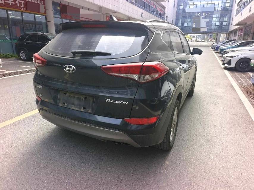 Hyundai 1.6T с приводом на две колеса