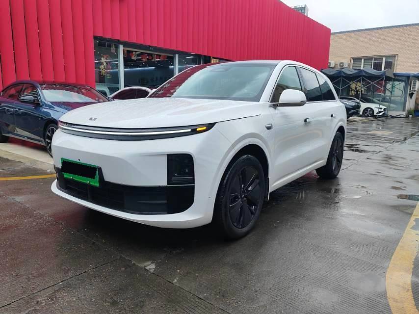 Li Auto L (литр) 6 Pro