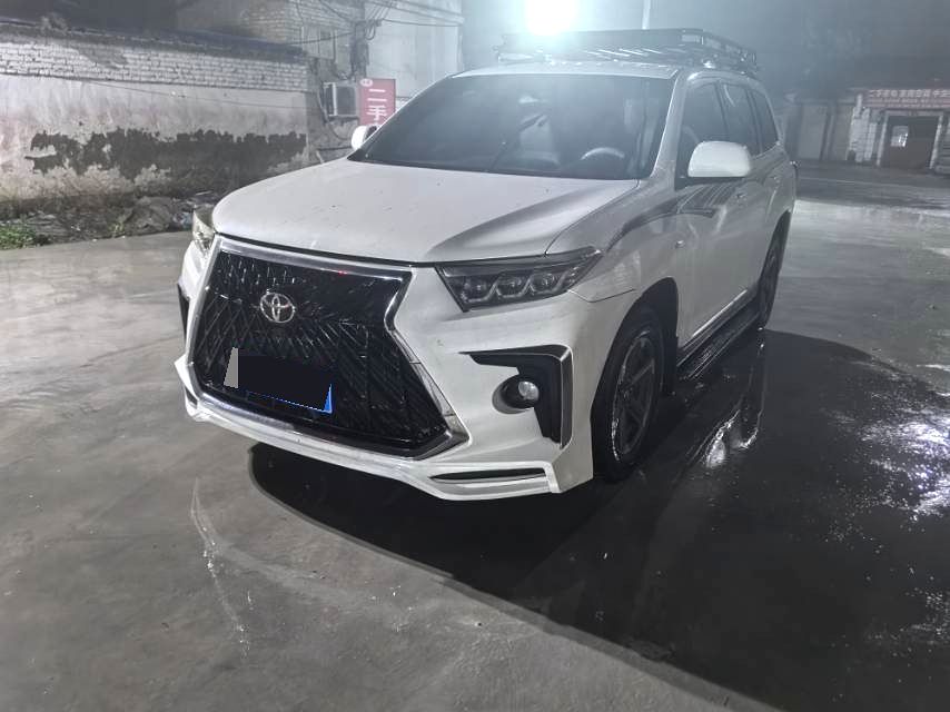 Toyota Highlander 2.7L 2WD 5 Elite