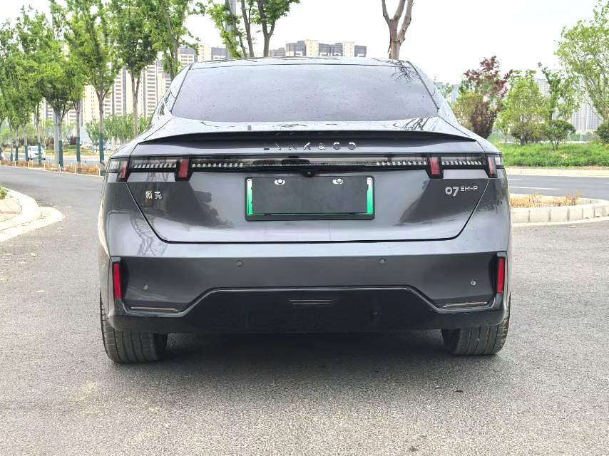 Lynk & Co 07 EM P EM P 126 Ultra