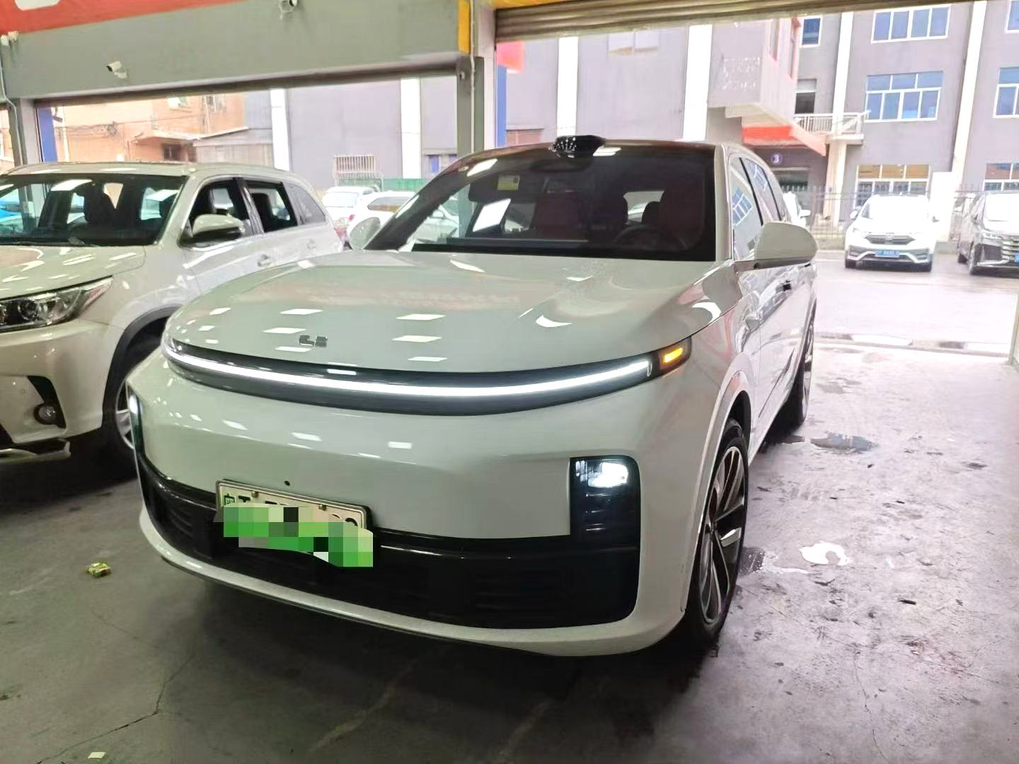 Li Auto L (Liter) 7 MAX