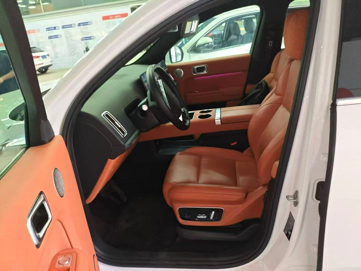 Li Auto L (Liter) 7 MAX