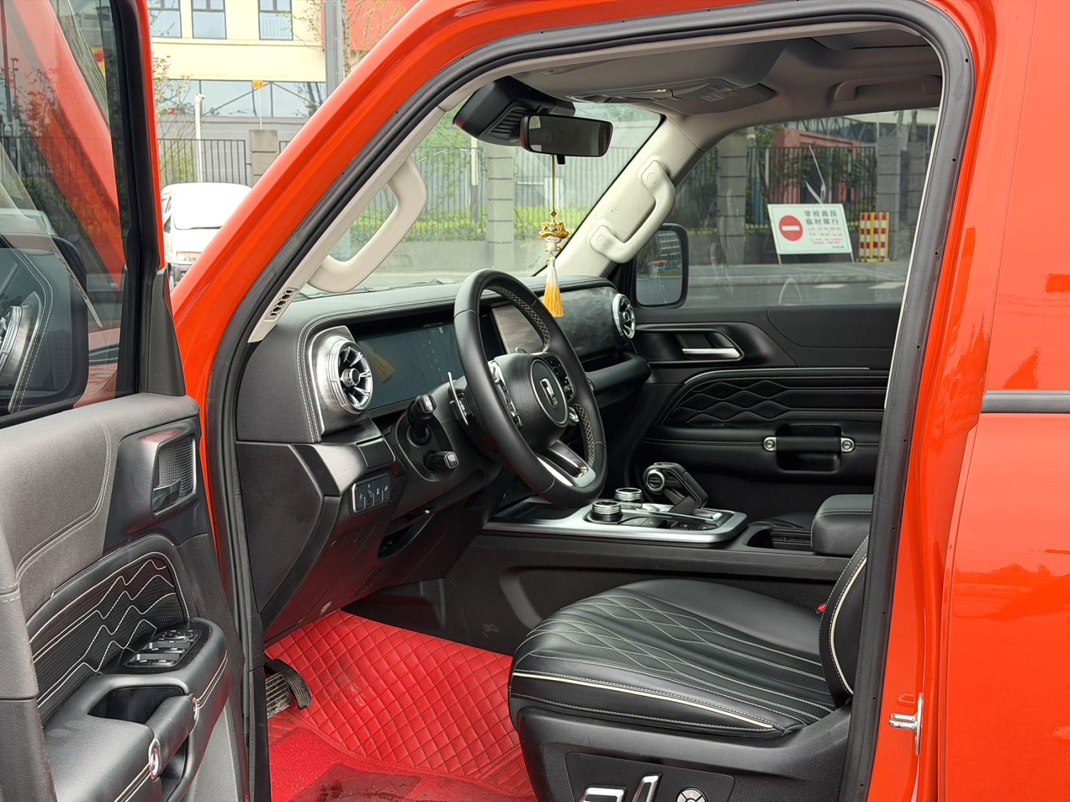 坦克 300 Model Year 越野版 2.0T 挑战者