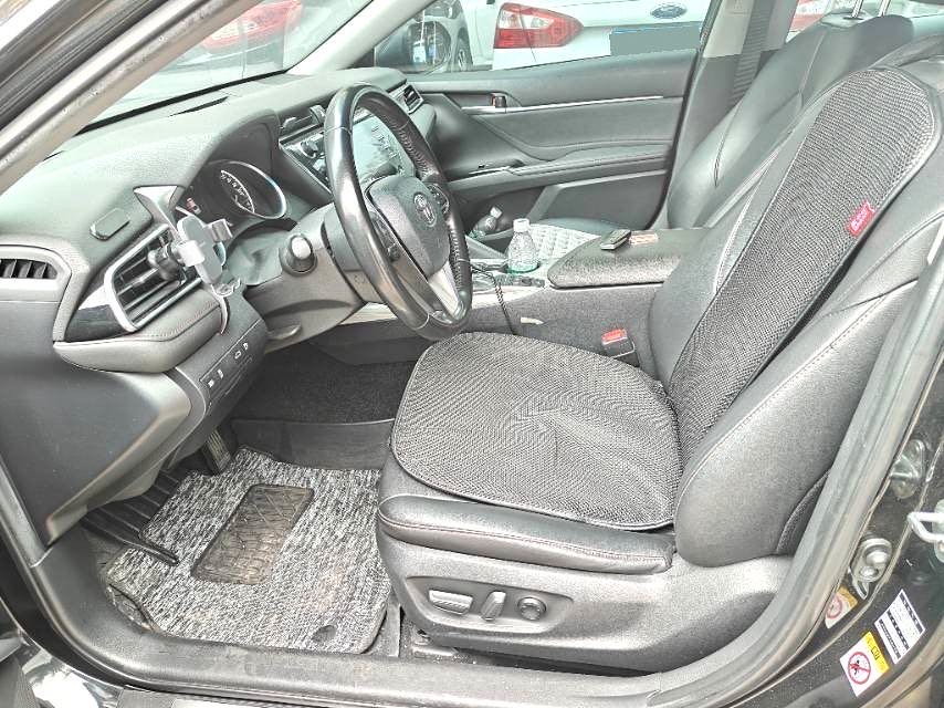 Toyota Camry Hybrid 2.5HG Luxury