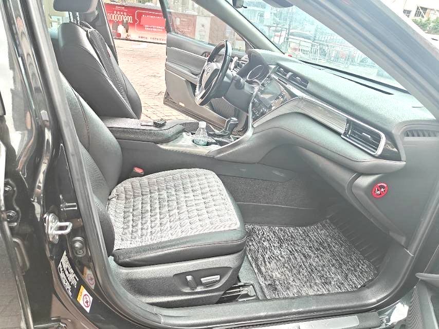 Toyota Camry Hybrid 2.5HG Luxury