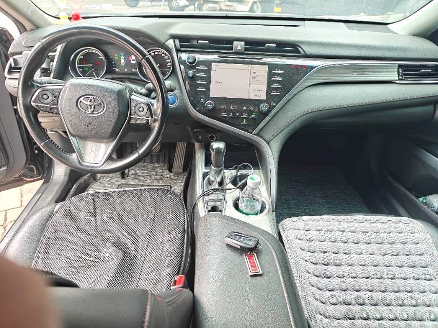Toyota Camry Hybrid 2.5HG Luxury