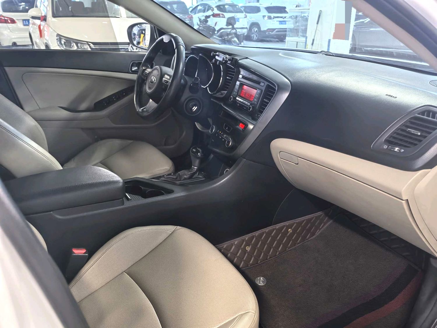 Kia K 5 Model Year 2.0L Automatic GL