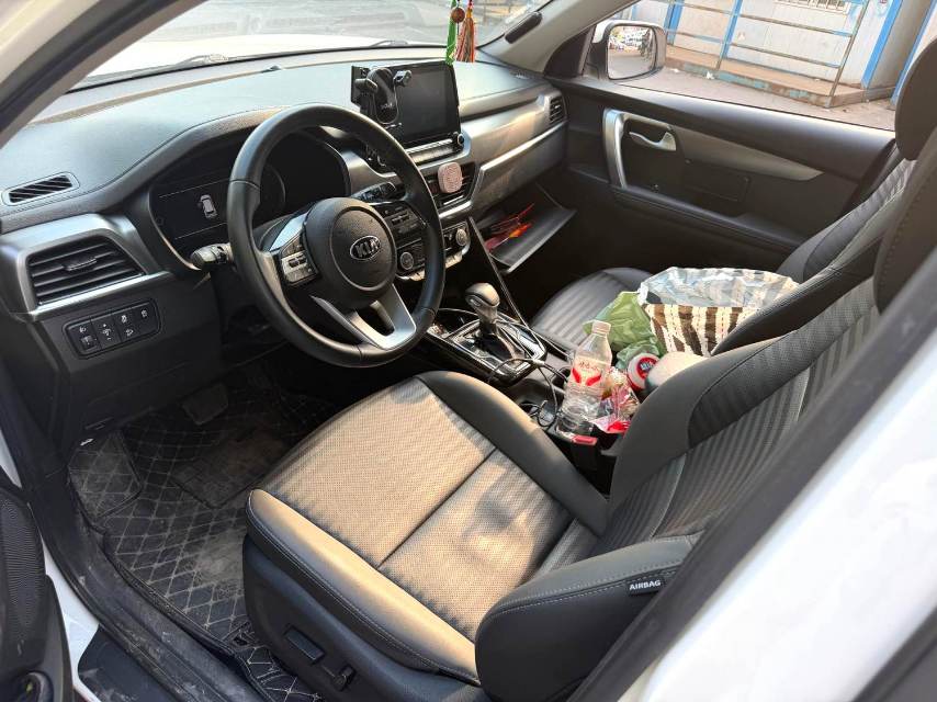 Kia Sportage 2.0L Automatic