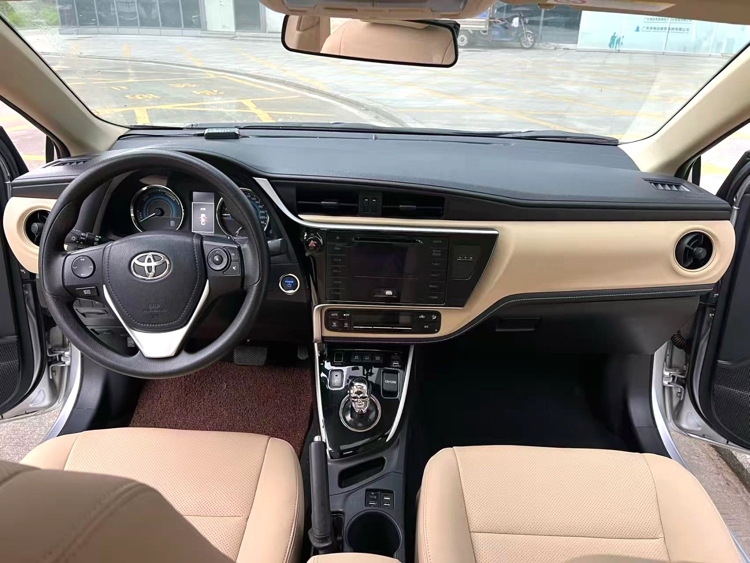 Toyota Camry Facelift 2.5G Luxury