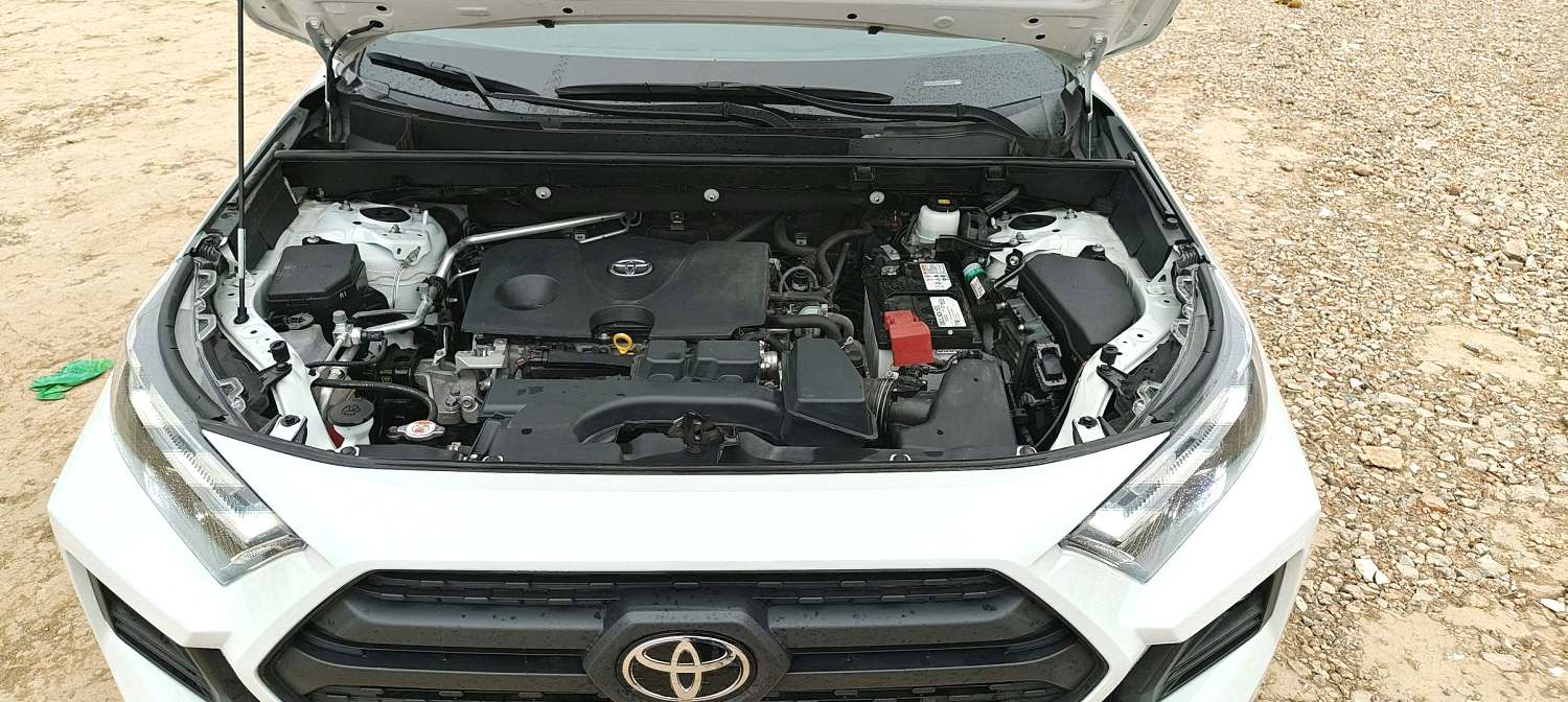 Toyota RAV 4 2.0L CVT 4WD Plus Version