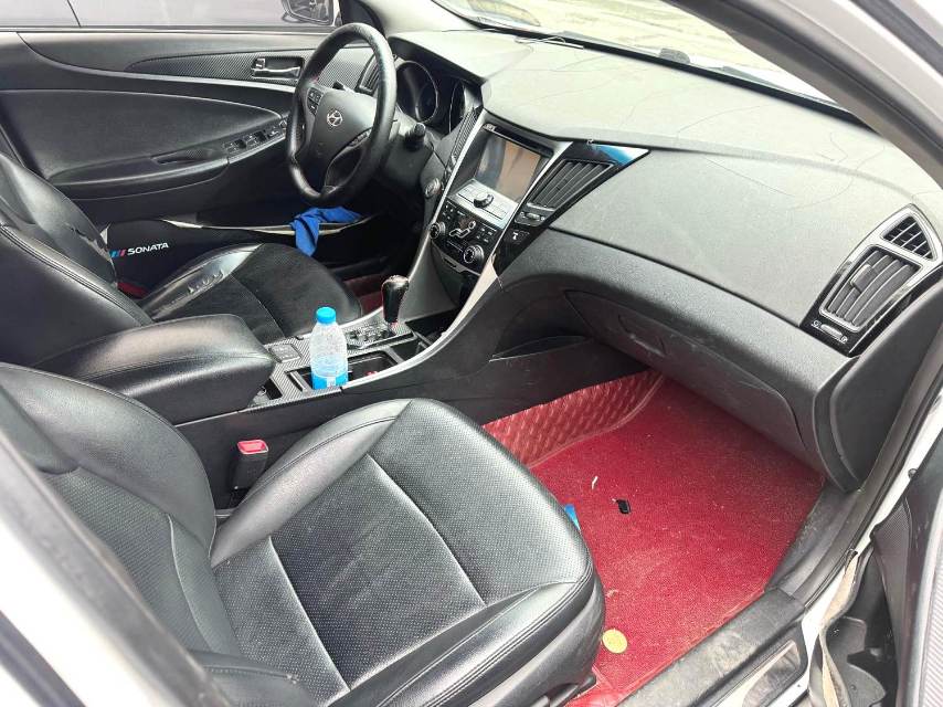 Hyundai 2.4L AutomaticLead V