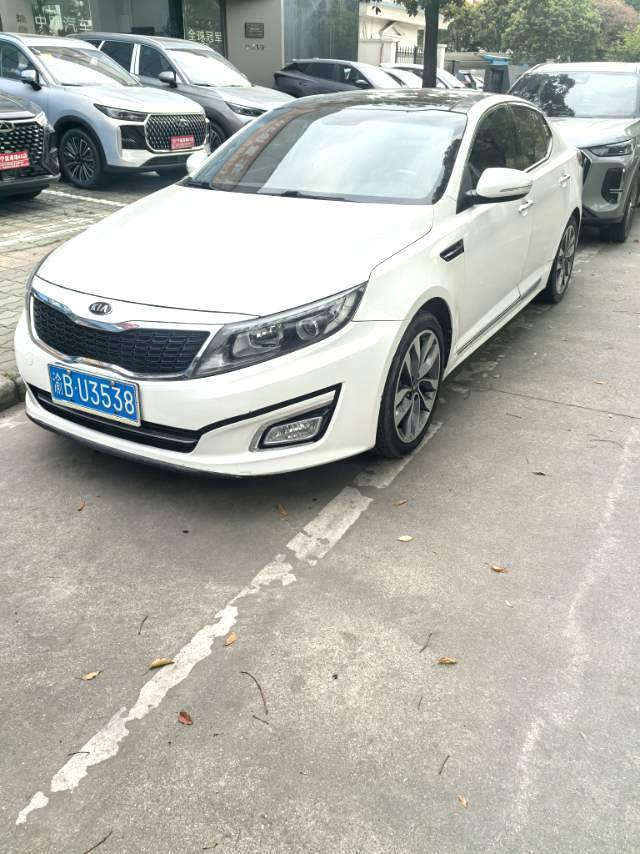 Kia K 5 2.0L Automatic GLS