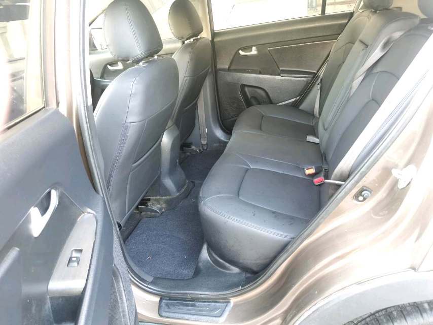 Kia Sportage 2.0L Automatic 2WD GL
