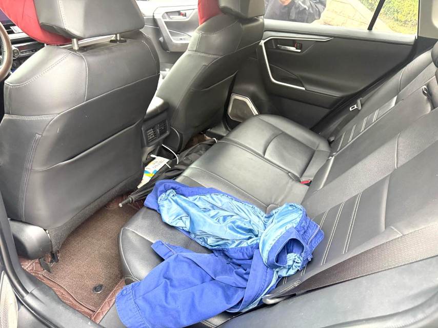 Toyota RAV 4 2.0L CVT 2WD Plus Version