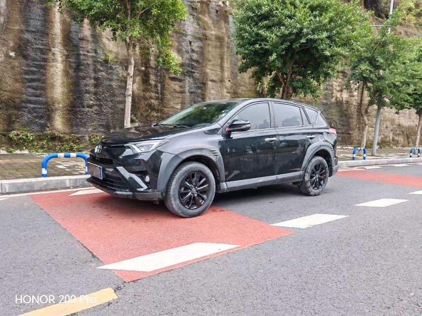 Toyota RAV 4 2.0L CVT 2WD VI