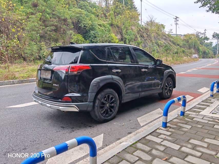 RAV 4 荣放 Model Year 2.0L CVT 两驱先锋版 国 VI