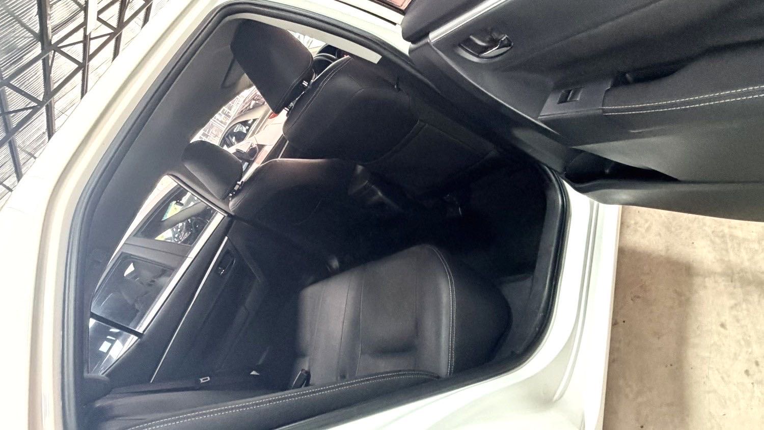 Toyota Corolla 1.2T S CVT GL Smart