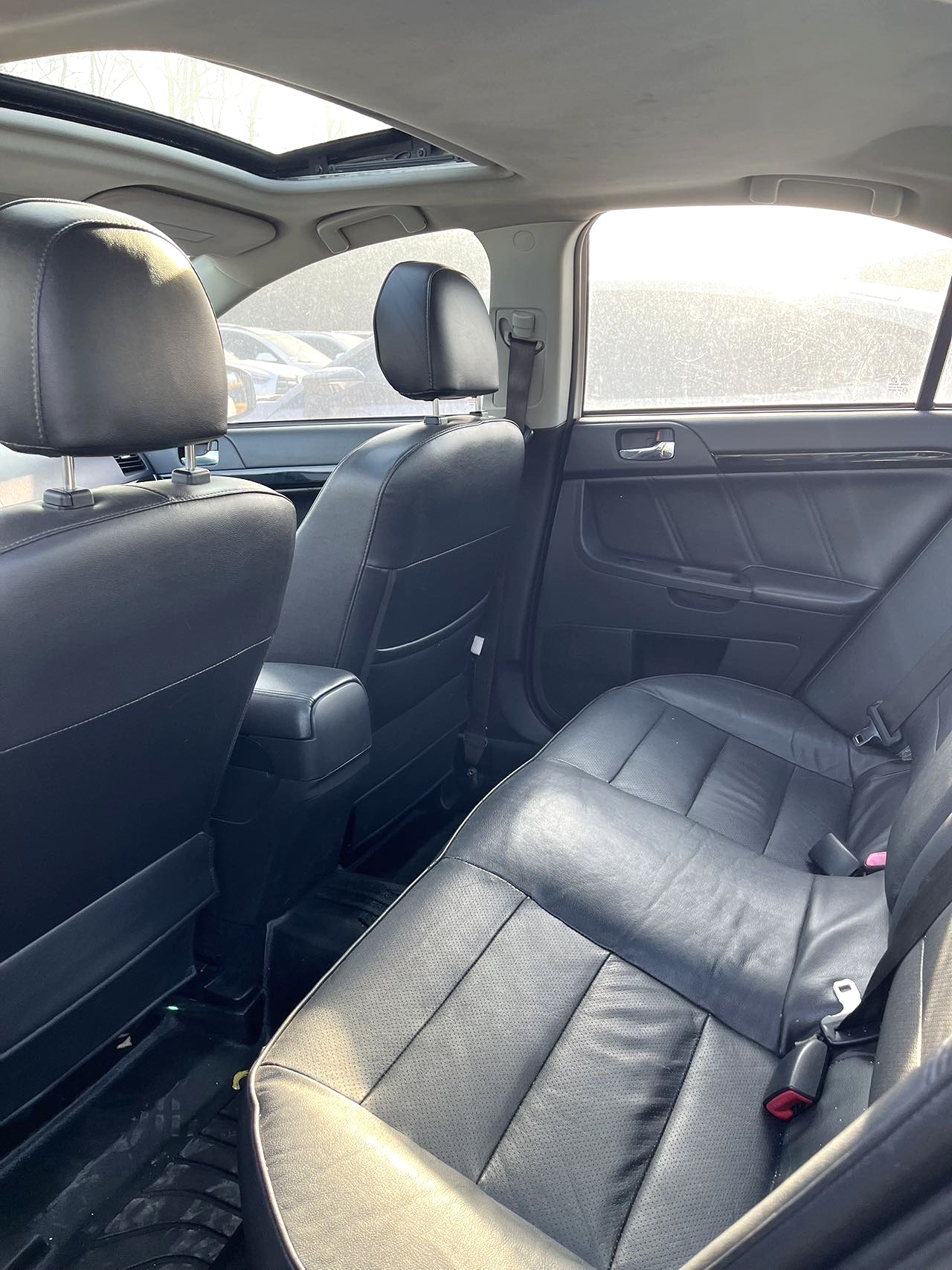 Mitsubishi 1.8L Manual V