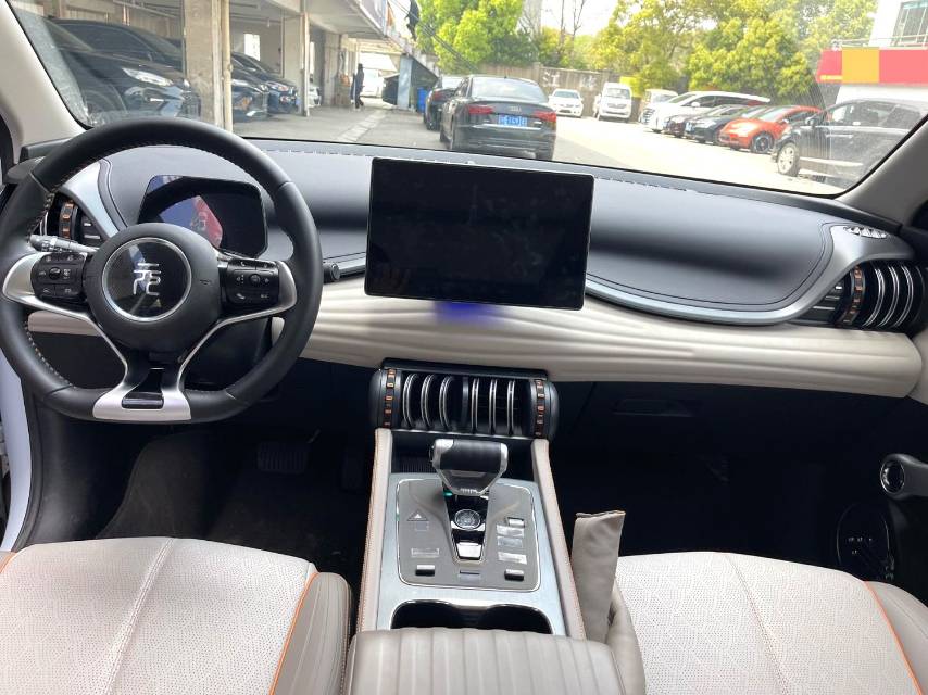 BYD PLUS 430KM