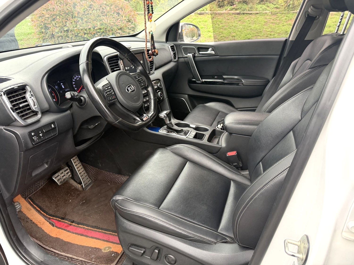 Kia KX-5 1.6T, автомат, 2WD, комплектация «Премиум»