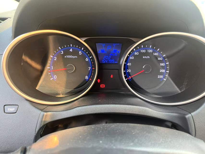 Hyundai ix 35 2,0 л, АКПП, 2WD, GLS V