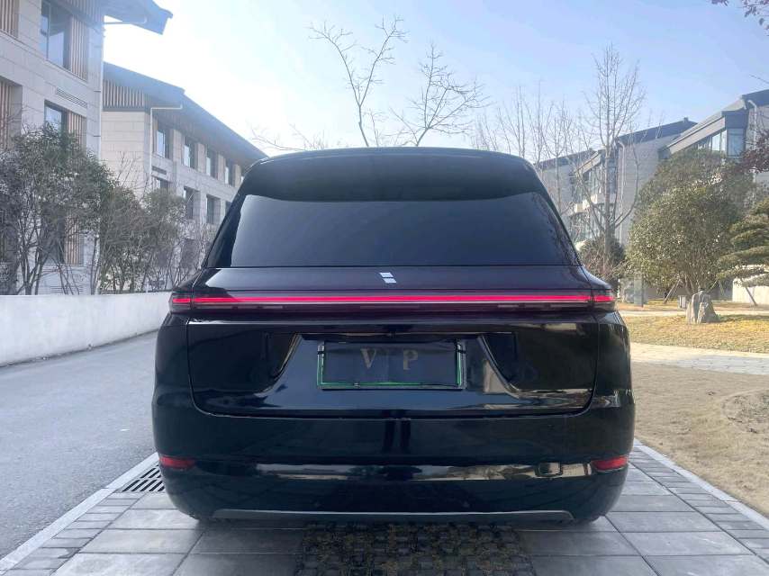 理想 L (Liter) 9 Model Year Max