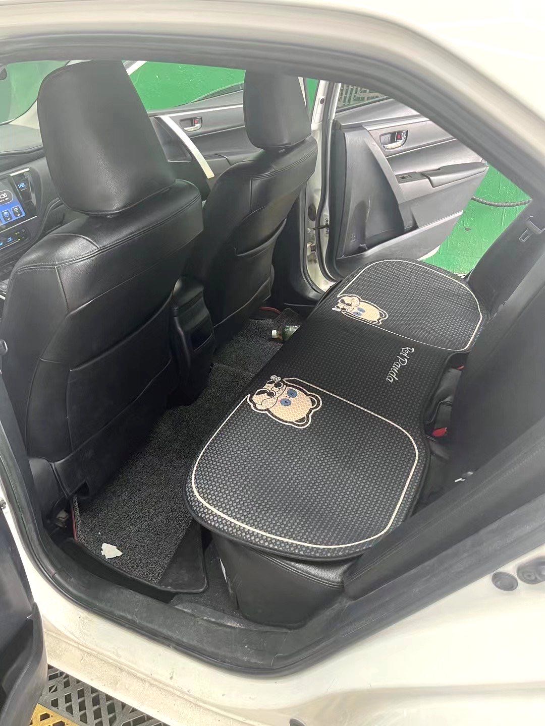 卡罗拉 Model Year 双擎 1.8L E CVT 智尚版
