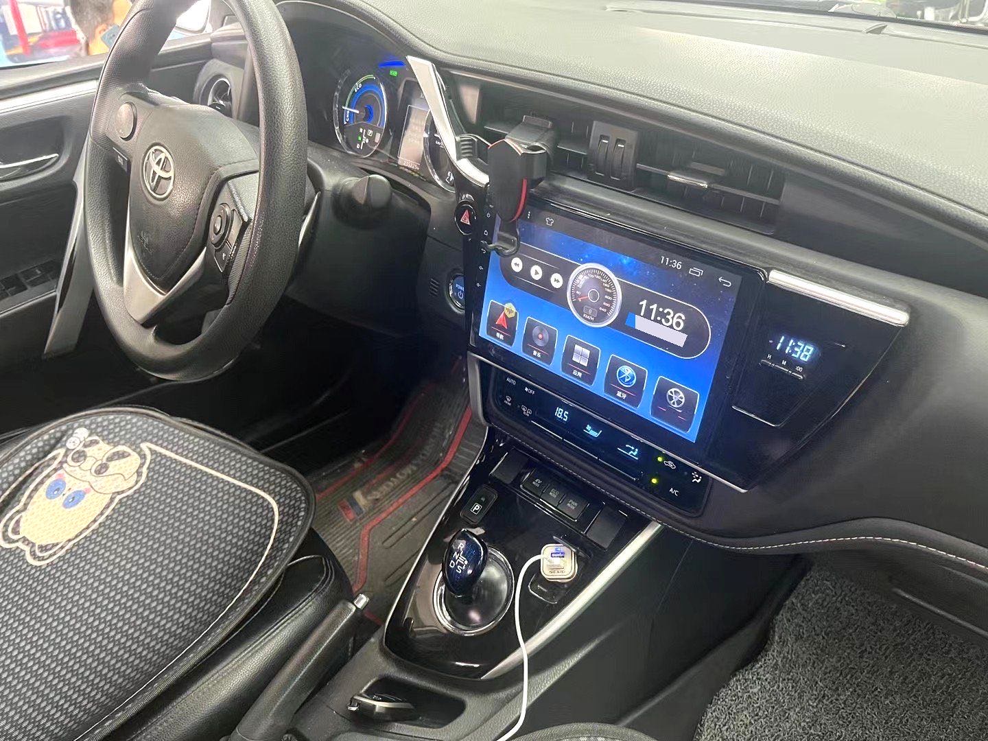 卡罗拉 Model Year 双擎 1.8L E CVT 智尚版