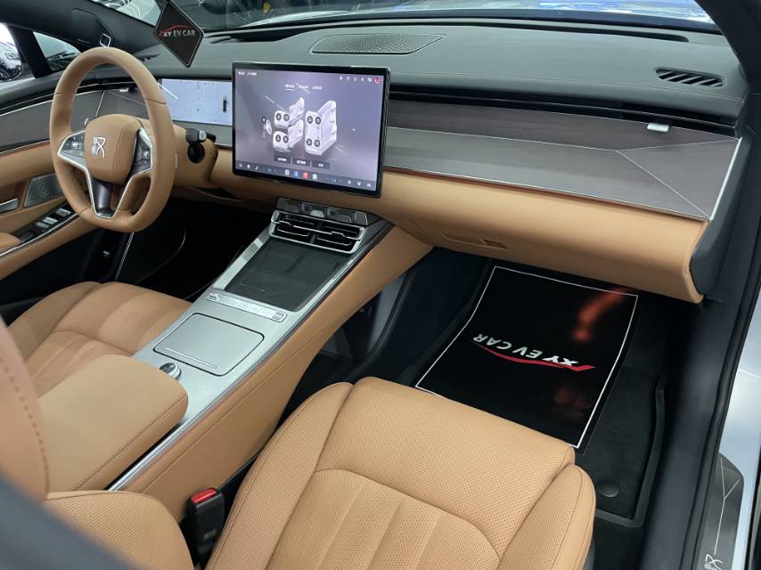 汉 L (Liter) Model Year Electric Vehicle 四驱激光雷达旗舰型