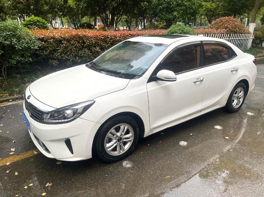 Kia 1.6L AutomaticLuxury Value Comfort