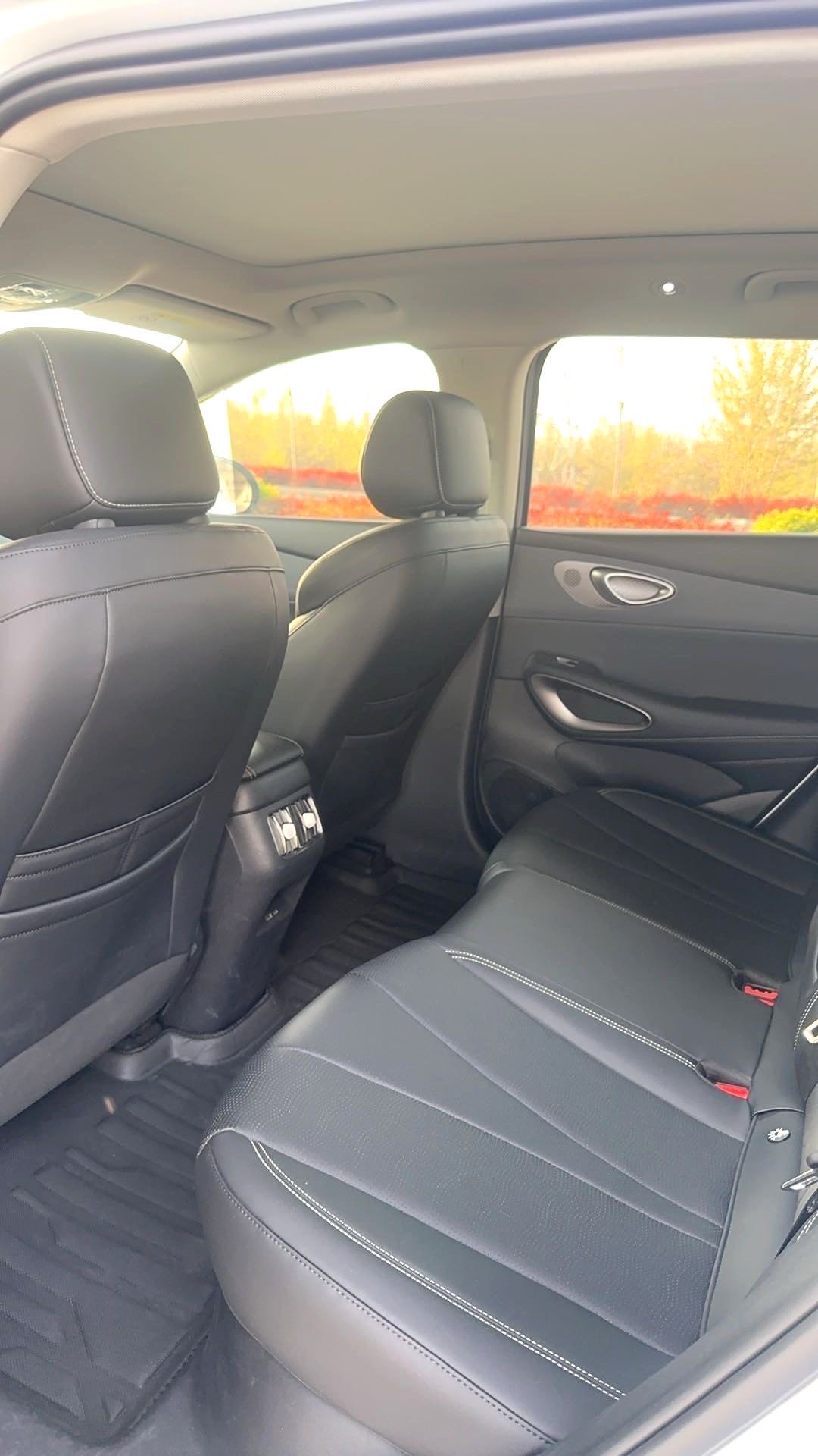 海狮 05 Electric Vehicle Model Year 520KM 智航版