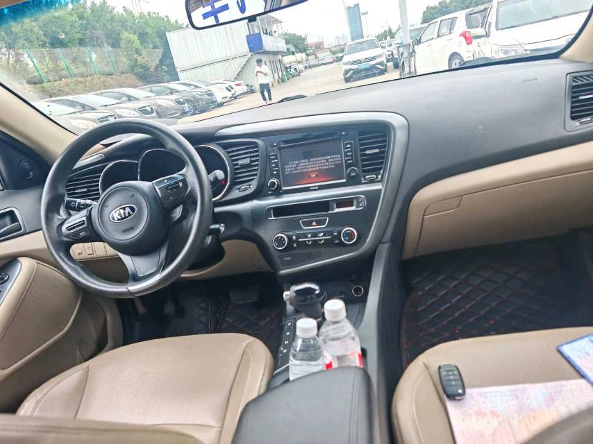 Kia K 5 2.0L Automatic GL