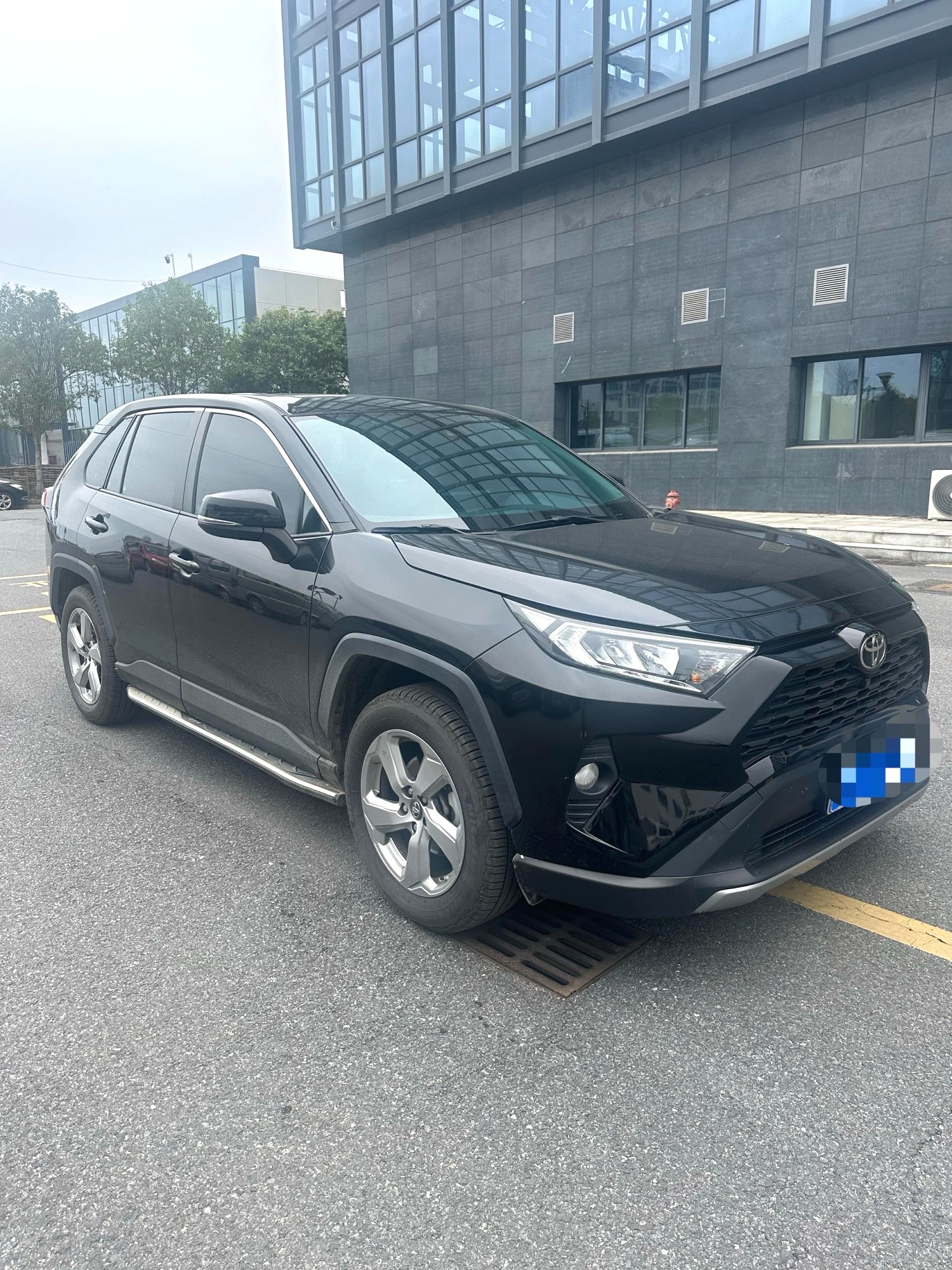RAV 4 荣放 Model Year 2.0L CVT 两驱风尚 PLUS Version