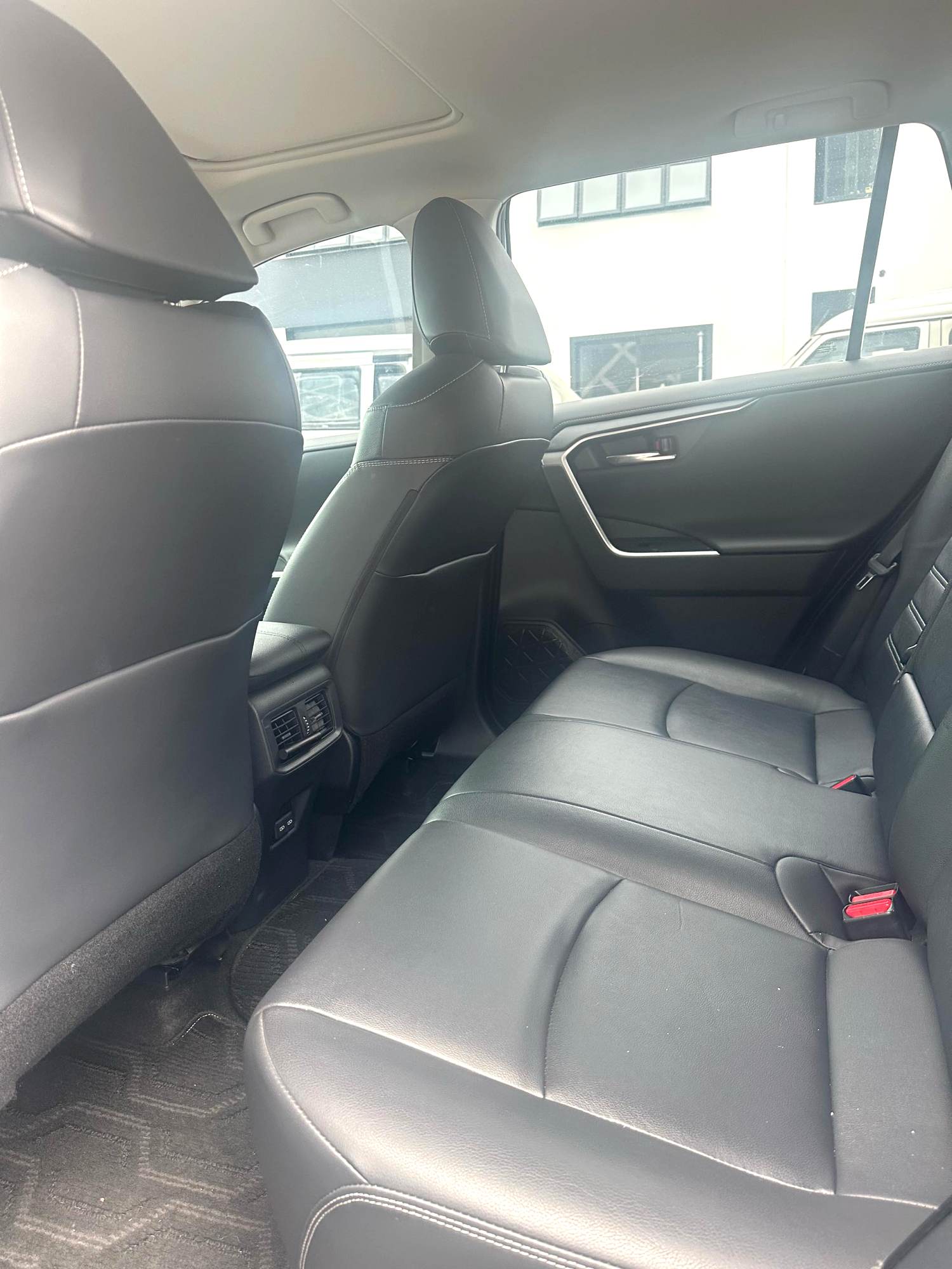 RAV 4 荣放 Model Year 2.0L CVT 两驱风尚 PLUS Version