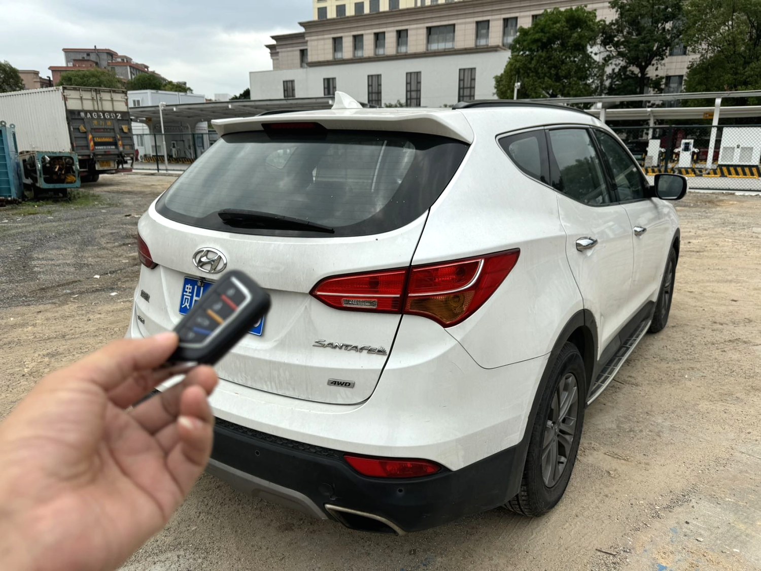 胜达 Model Year 2.0T 自动四驱智能型 5 Seats
