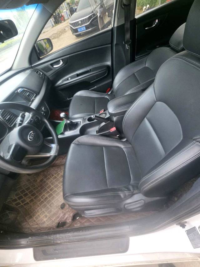 Kia K 4 Model Year 1.8L Manual GL