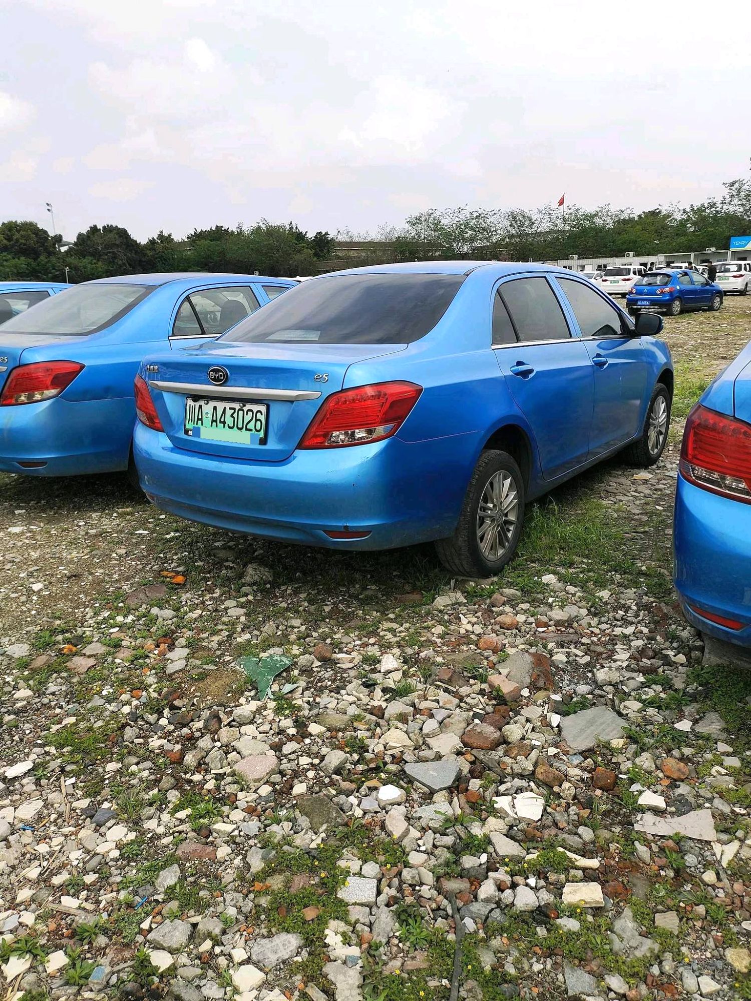 BYD e 5 450