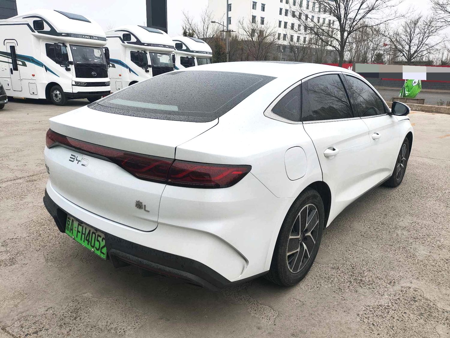 BYD L (Liter) DM i 120KM Advanced