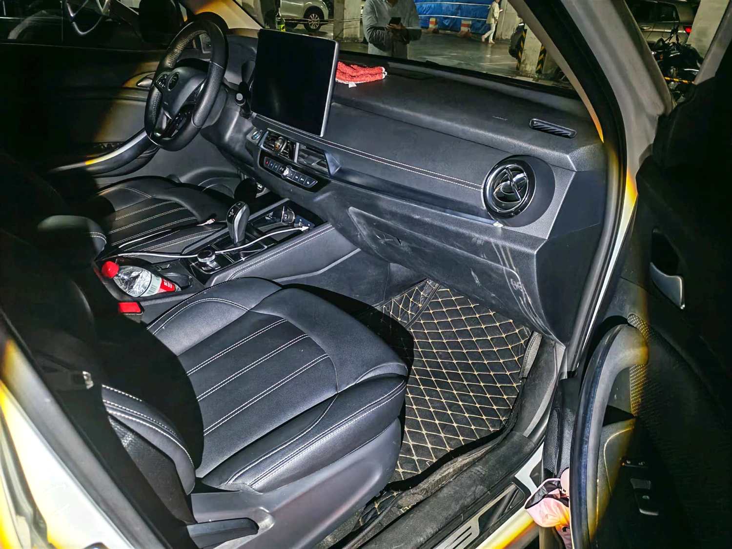 宋 Model Year 1.5TI 自动智联越耀型