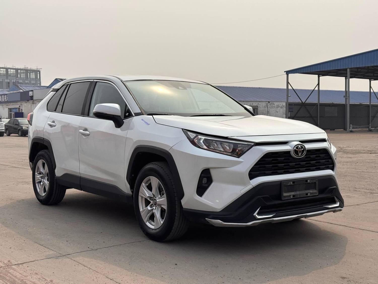 Toyota RAV 4 2.0L CVT 2WD