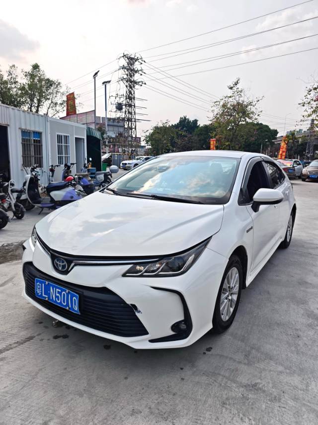 Toyota Corolla Hybrid 1.8L E CVT