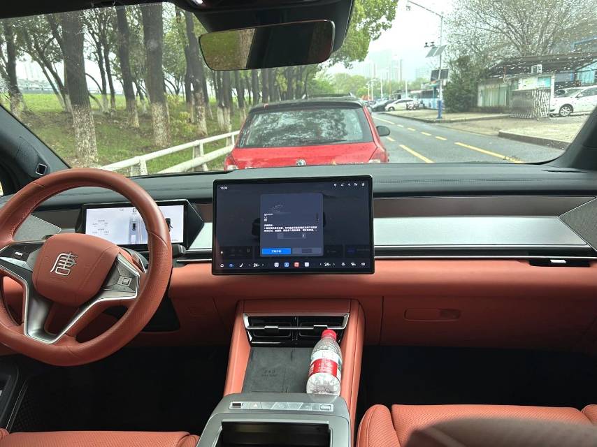 唐 L (Liter) Model Year DM 200KM 四驱激光雷达旗舰型