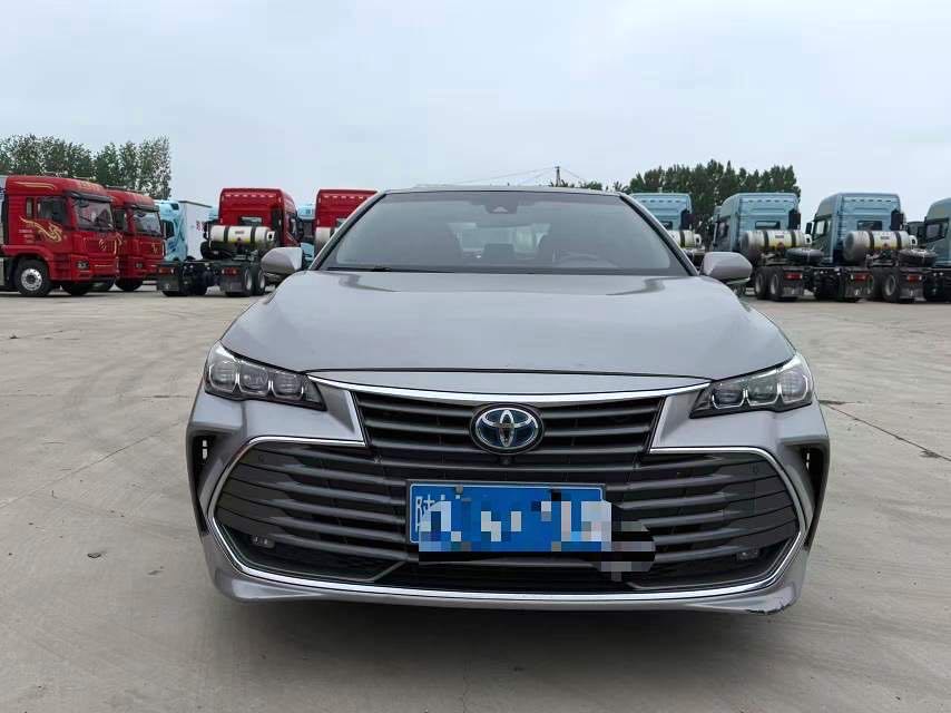 亚洲龙 Model Year 双擎 2.5L XLE 尊贵版
