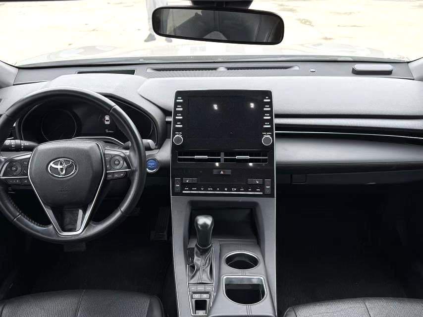 亚洲龙 Model Year 双擎 2.5L XLE 尊贵版