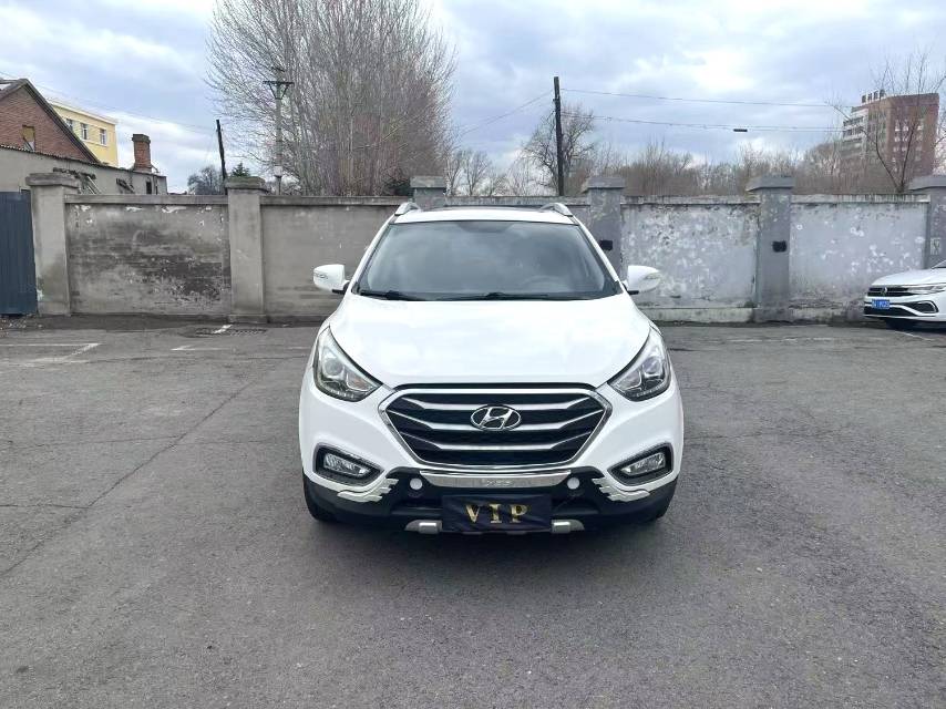 北京现代 ix 35 Model Year 2.0L 自动两驱智能型 国 V