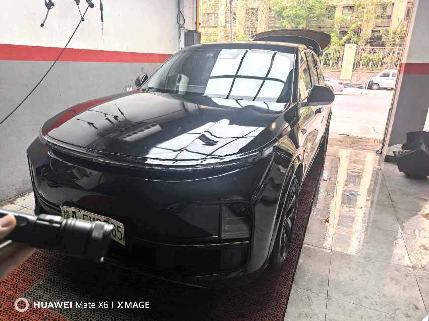 Li Auto L (Liter) 8 Pro