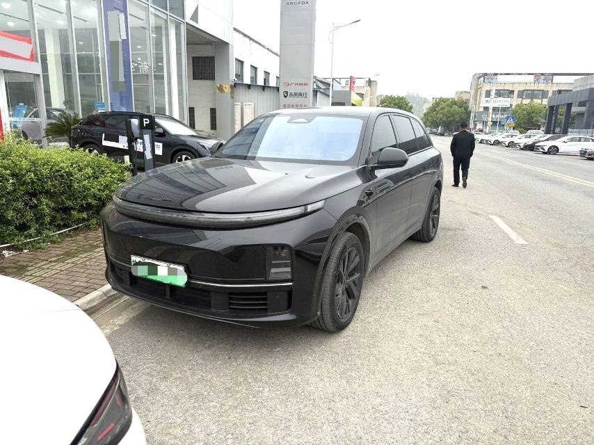 Li Auto L (Liter) 7 Air