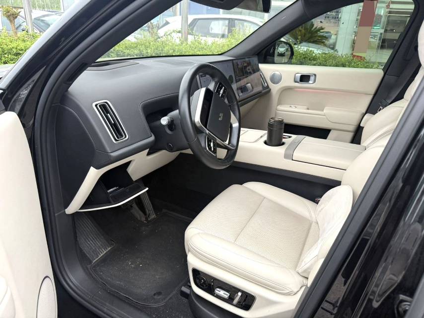 Li Auto L (Liter) 7 Air