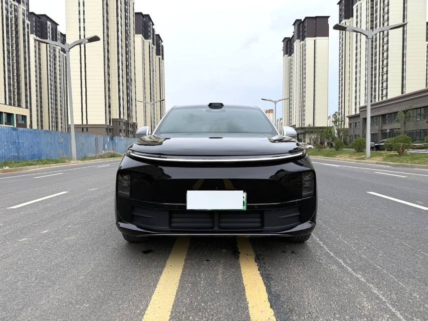 理想 L (Liter) 6 Model Year Max 智能焕新版