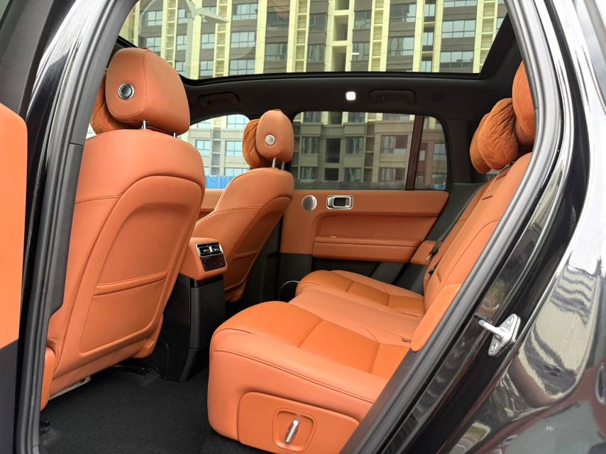 理想 L (Liter) 6 Model Year Max 智能焕新版